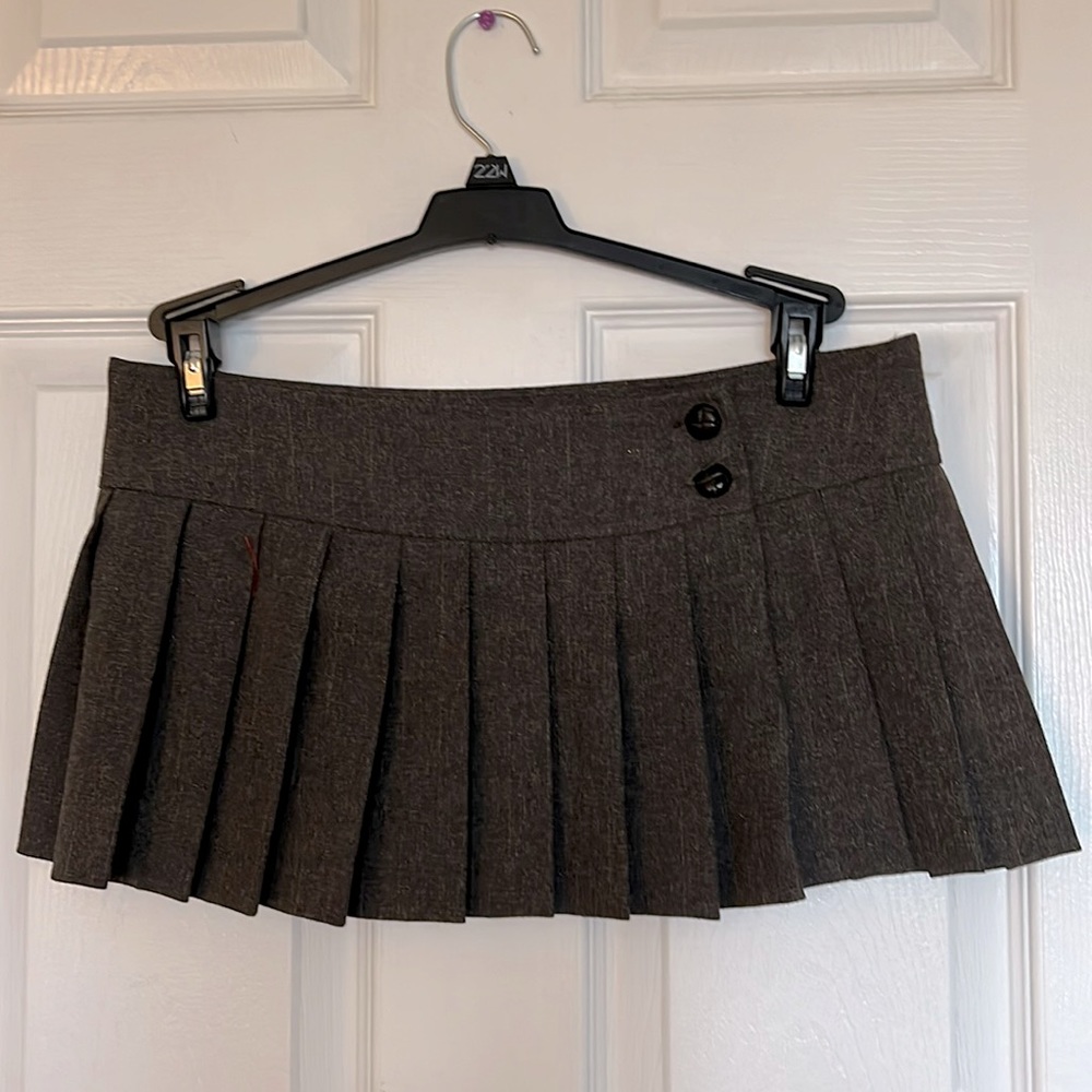 Retro Micro Mini Pleated Schoolgirl Skirt in Brown Size S by Twenty One